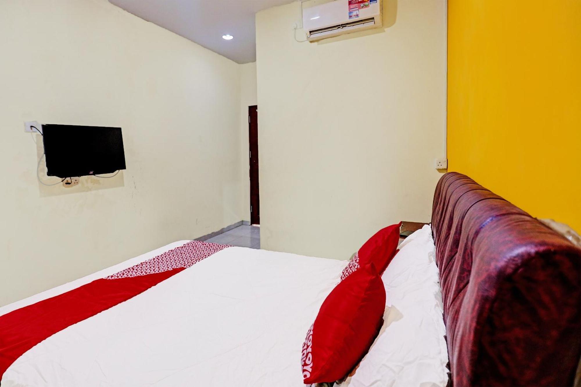 Oyo 92322 Hasan House Syariahnearpelabuhan Feri Harbor Bay Нагоя Экстерьер фото