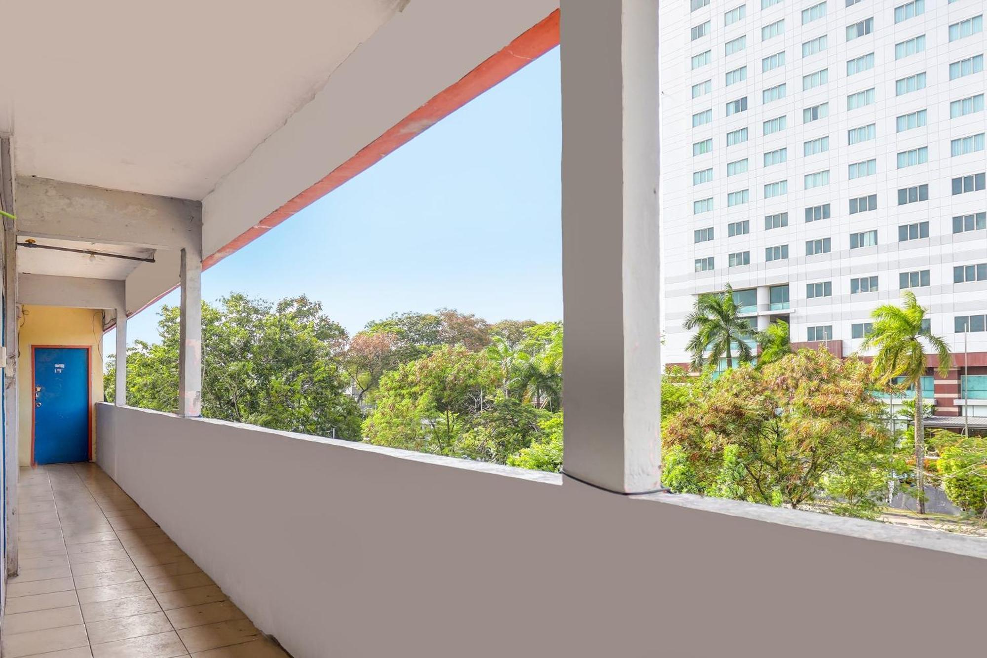 Oyo 92322 Hasan House Syariahnearpelabuhan Feri Harbor Bay Нагоя Экстерьер фото